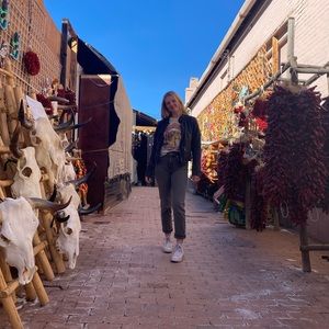 Meet your Posher, Zoë